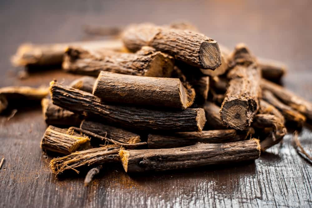 The Benefits of Licorice Root for Horses
